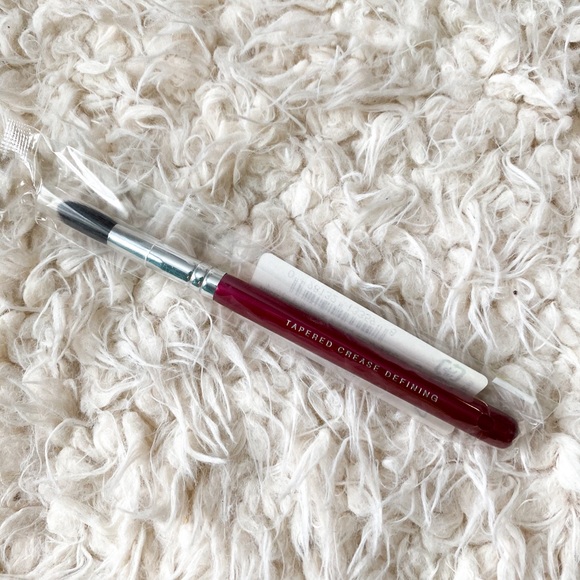 bareMinerals Other - BareMinerals Tapered Crease Brush